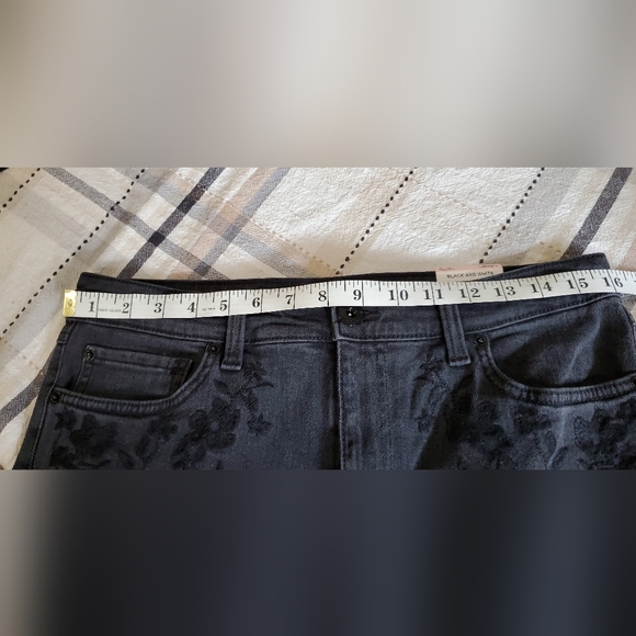 INC INTERNATIONAL BLACK EMBROIDERED HIGH WAISTED STRAIGHT LEG JEANS - Picture 7 of 9